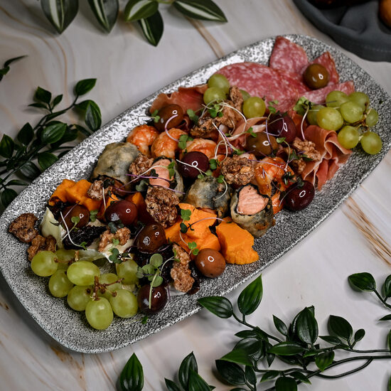 Antipasti plate (2 personām)